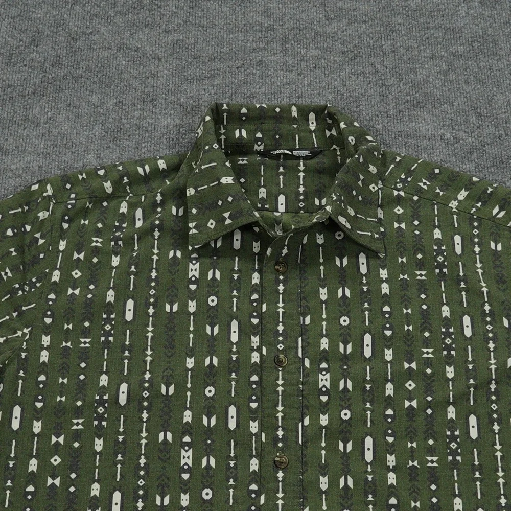 The North Face Shirt Mens XXL Green Geometric Arrow Print Short Sleeve Button Up